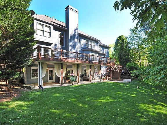 2nd image of 619 Devon Brooke Dr