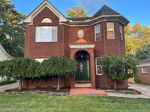 5373 Katherine St, Dearborn Heights, MI 48125