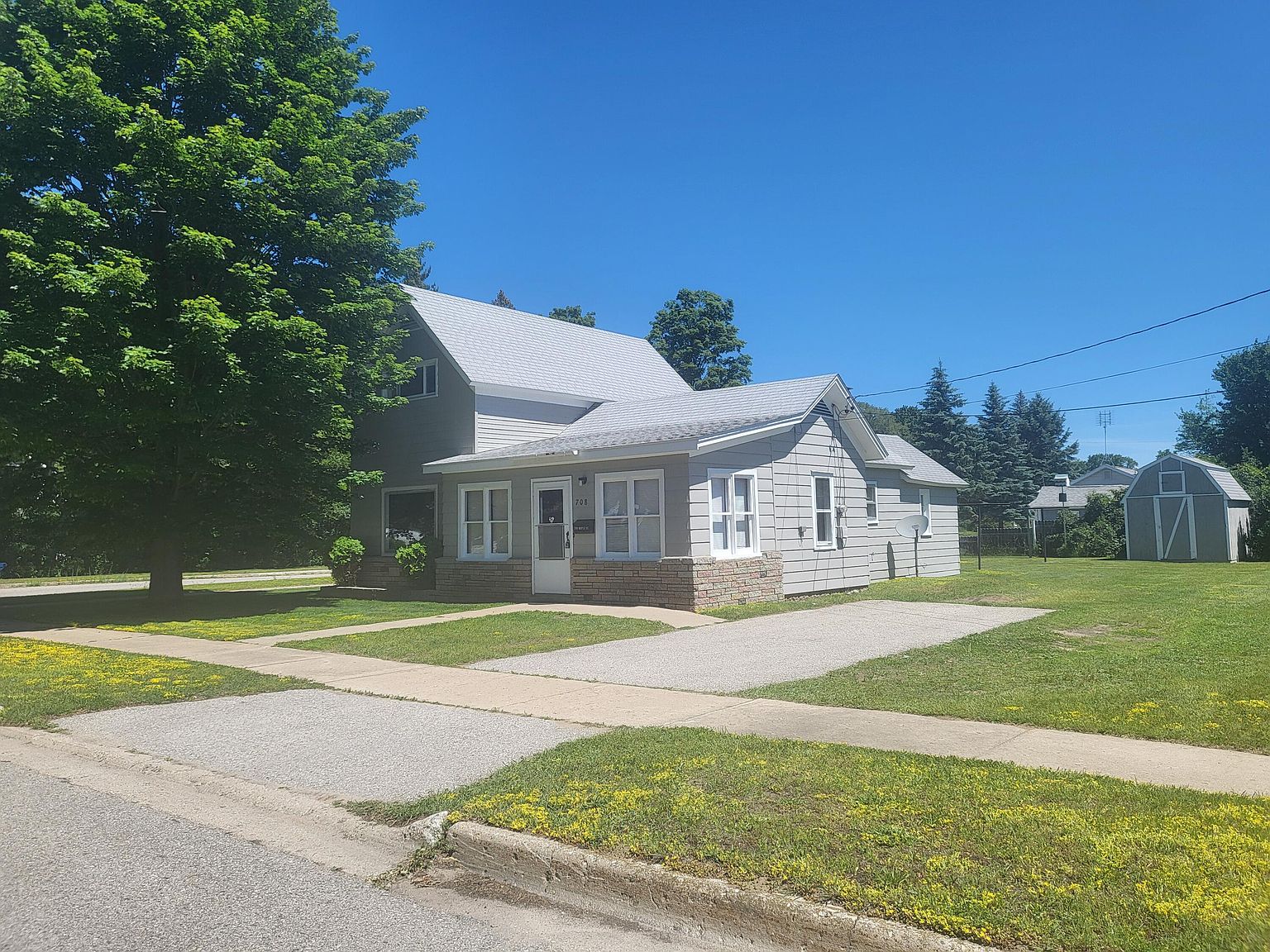 708 Maple St, Grayling, MI 49738 | Zillow