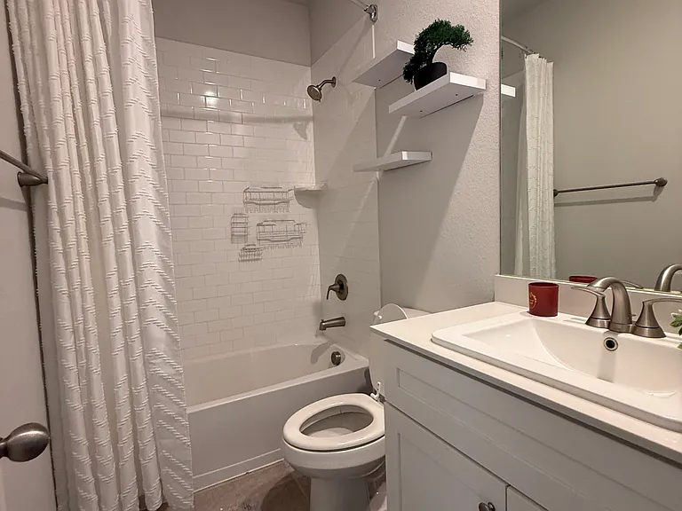 7559 Millingston Rd — Photo 4