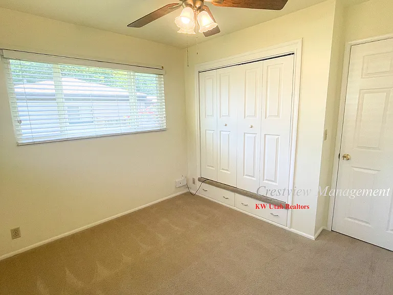 1498 E Pioneer Rd — Photo 12