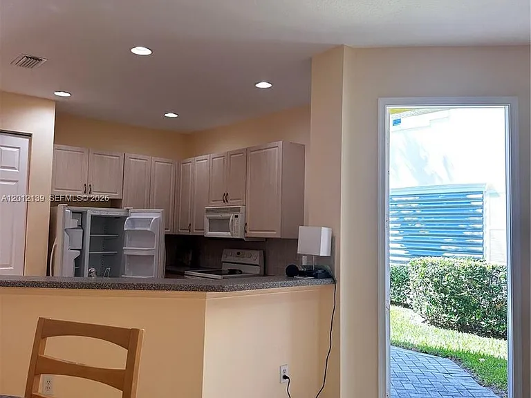 606 Mariner Bay Blvd — Photo 15