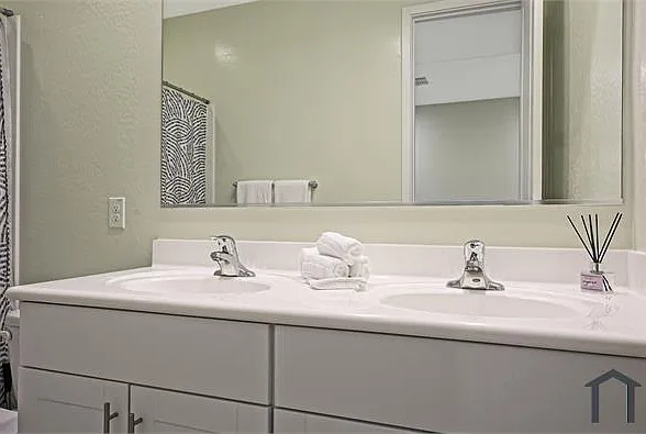 11042 W Marguerite Ave — Photo 22
