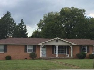 106 Winwood Dr #1, Lebanon, TN 37087