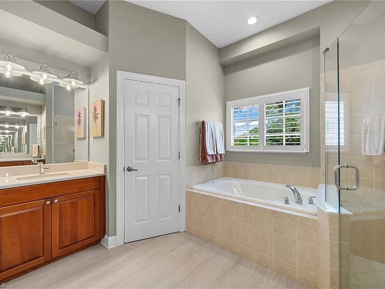 8888 Mustang Island Cir — Photo 44