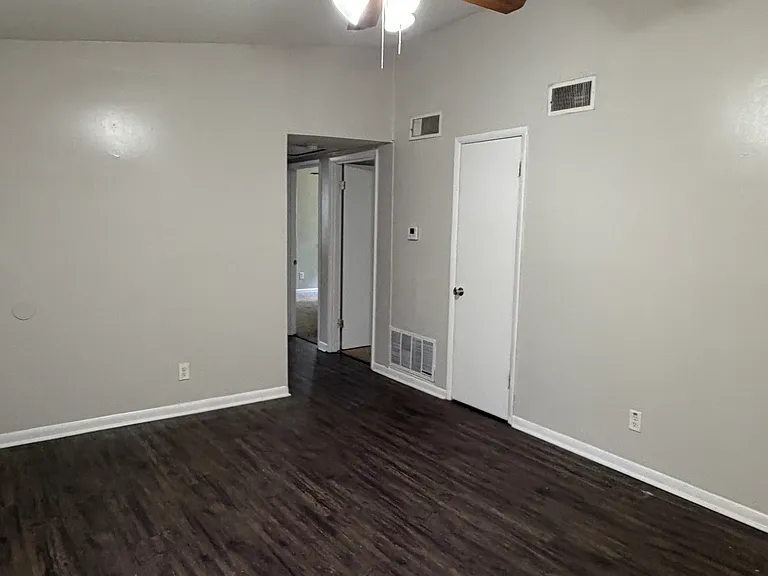7 Harrow Dr — Photo 5
