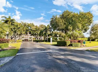 3503 Oaks Way APT 103, Pompano Beach, FL 33069