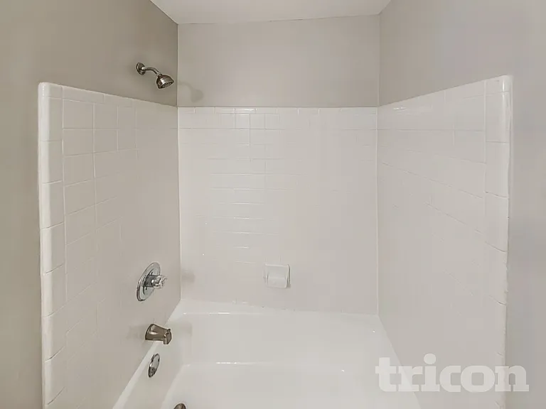 4009 Auburn Hills Dr — Photo 12