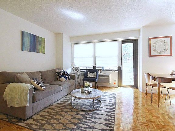 3rd image of 175 W 90th St APT 12a