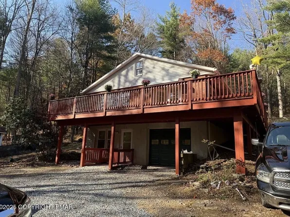 2729 Skyway Dr, Kunkletown, PA 18058