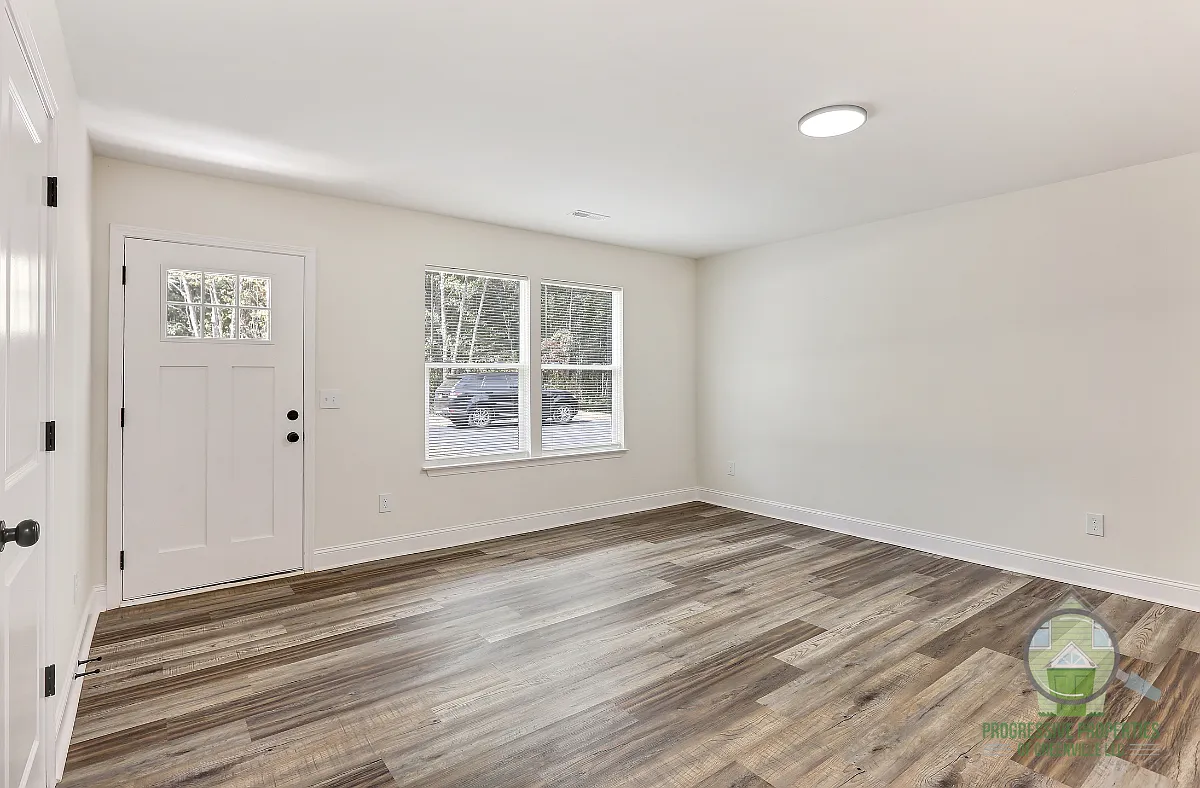 113 Lyman Lodge Road - 1 — Photo 2