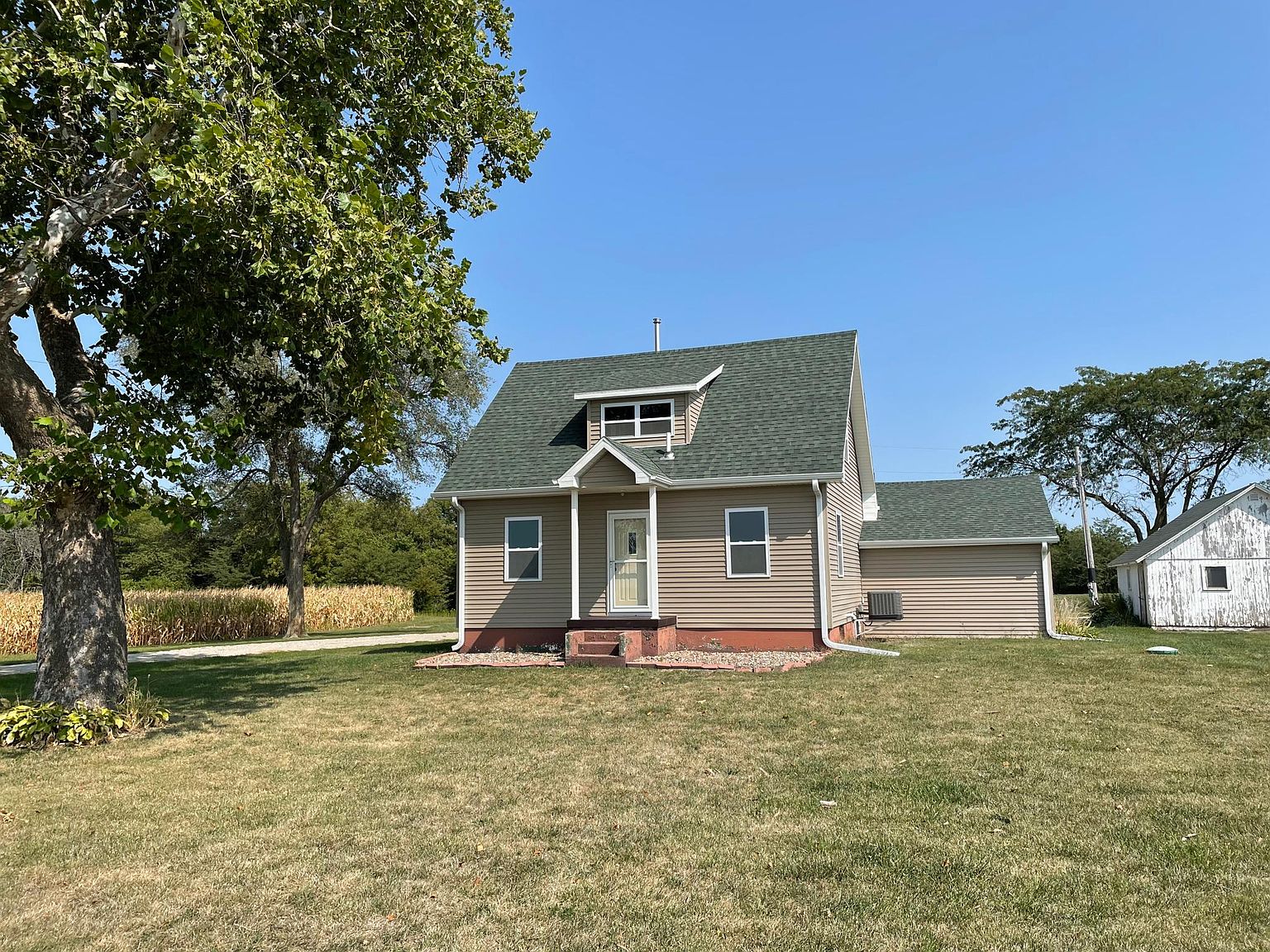 19561 45th St, Morning Sun, IA 52640 Zillow