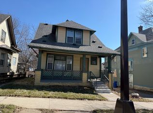 1038 Edgerton St, Saint Paul, MN 55130