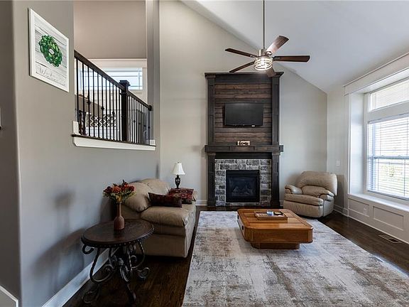 5th image of 705 Buckeye Ln