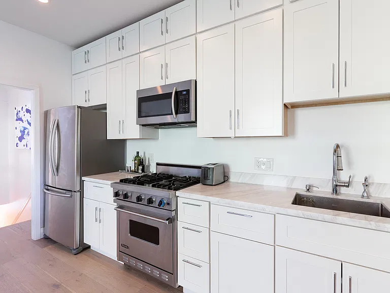 1374 Jackson St #1374 — Photo 2