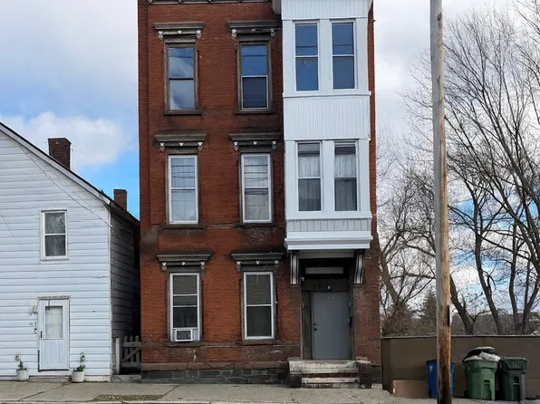 164 Main St, Cohoes, NY