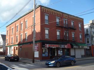 745 Cranston St APT 2, Providence, RI 02909