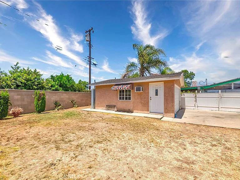 14621 Dalmatian Ave — Photo 42