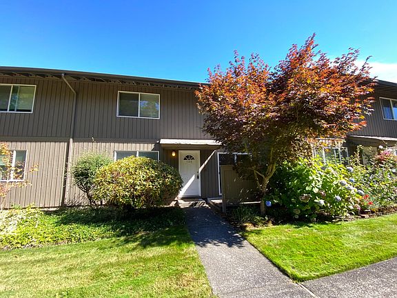 2nd image of 6116 N 15th St