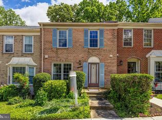 10472 Malone Ct, Fairfax, VA 22032