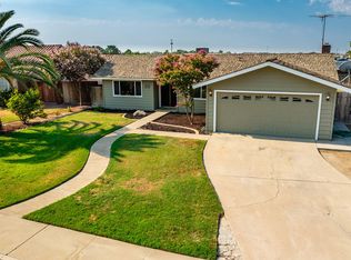 857 Tammy Ln, Lemoore, CA 93245