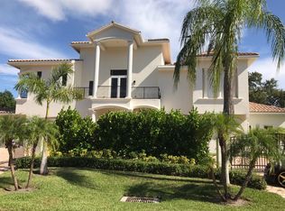 18735 Rio Vista Dr, Jupiter, FL 33469