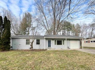 3816 Moorland Dr, Midland, MI