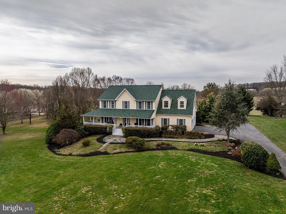 1st image of 20409 Peach Tree Rd