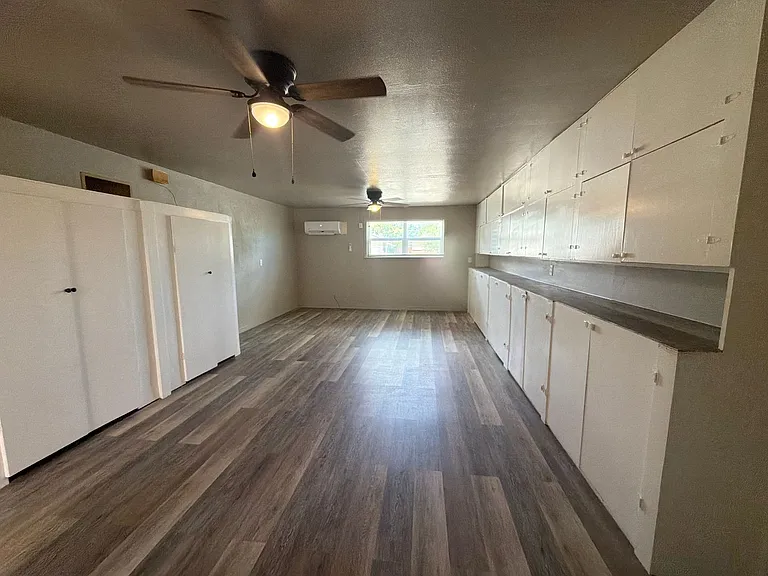 916 W Plains Ave — Photo 9