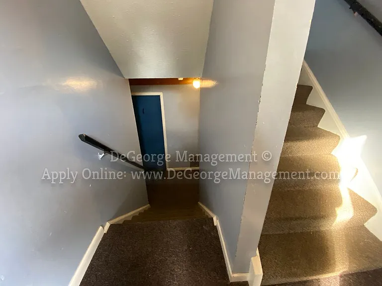 Woodside Court Apartments — Photo 43