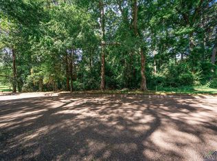 1301 Inwood Rd, Longview, TX 75601