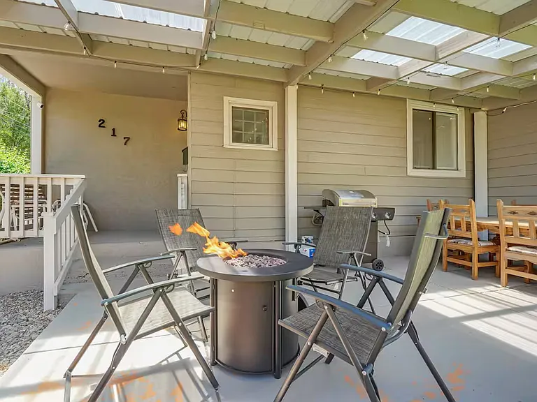217 W Taylor St #A — Photo 9