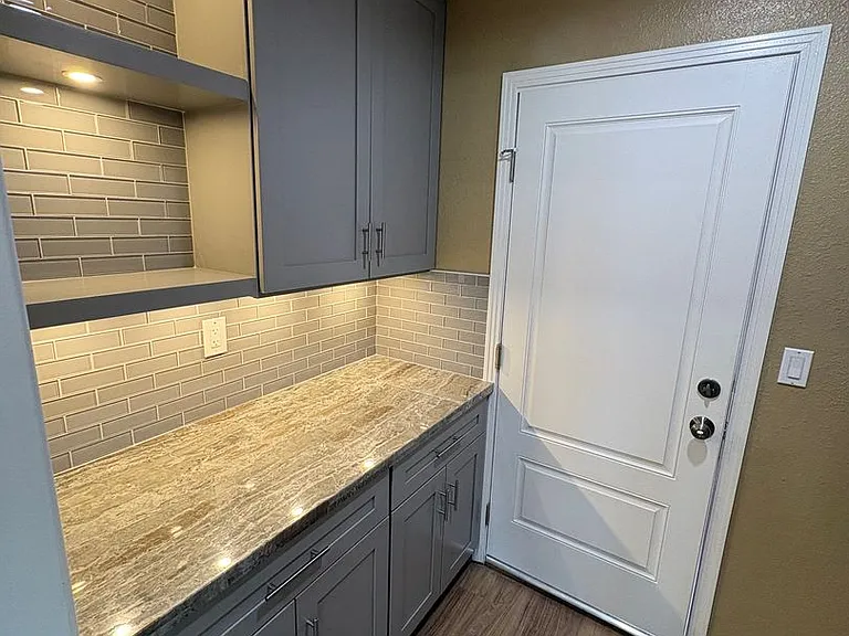 2322 E Vassar Dr — Photo 28