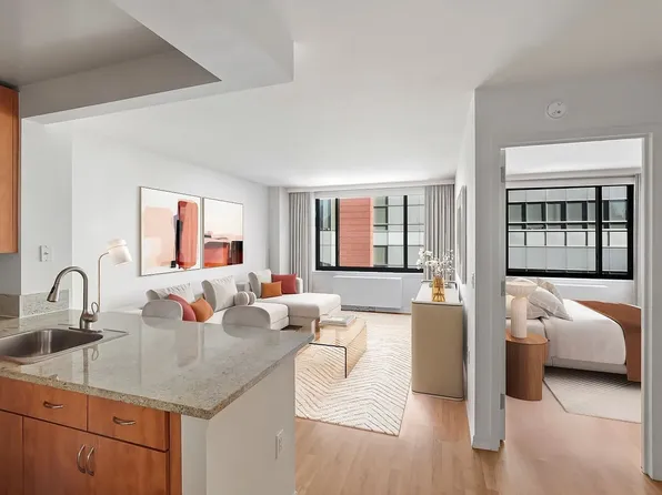 400 W 55th St, New York, NY