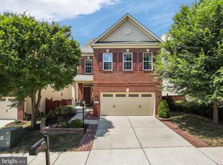 8033 Annette Dr, Lorton, VA 22079