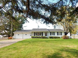 8503 Coats Grove Rd, Woodland, MI 48897