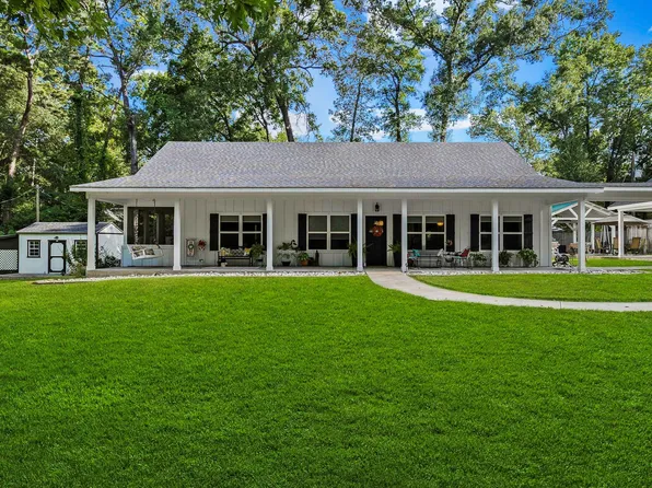 1012 W Jones St, Livingston, TX 77351