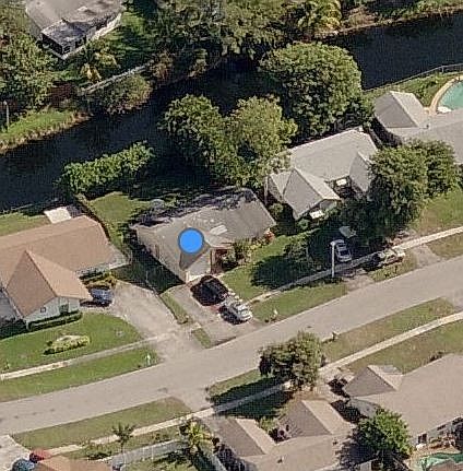1st image of 1210 SW 82nd Ave