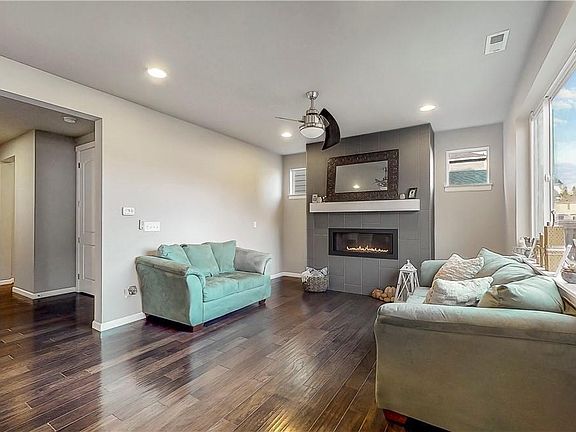 4th image of 14007 63rd Ave E