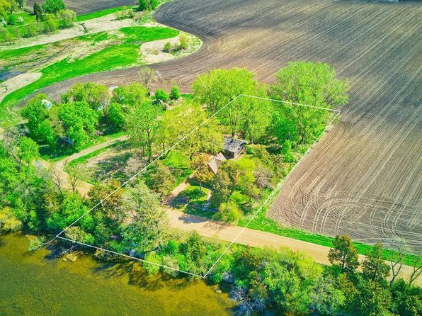 23838 Zion Ave, Winsted, MN 55395