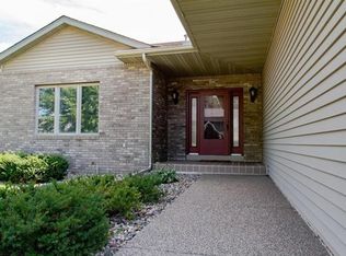 1411 19th Ave NW, Faribault, MN 55021