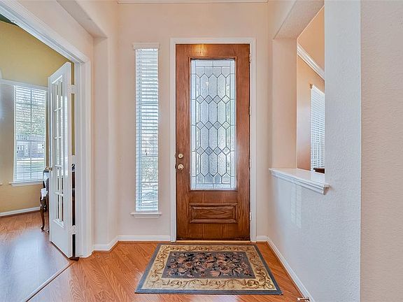 5th image of 1910 Hanover Springs Lane