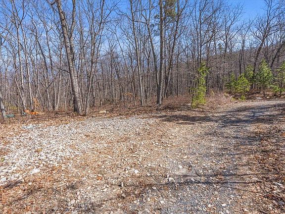 3rd image of 179 Black Bear Ln
