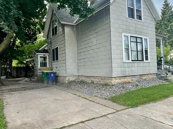 5th image of 912 Doty St #916