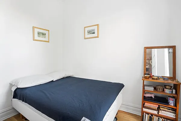 Rented by Douglas Elliman | media 16