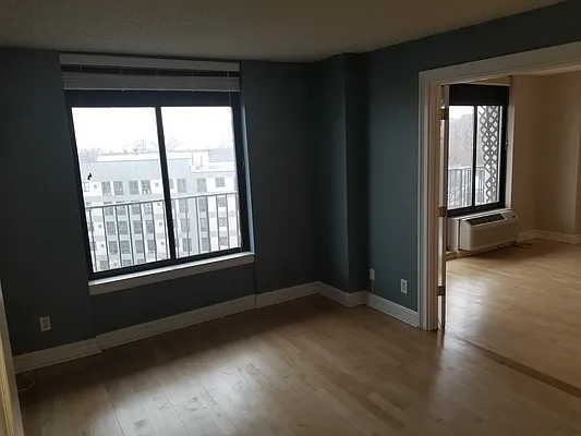 Rented by Compass | media 38