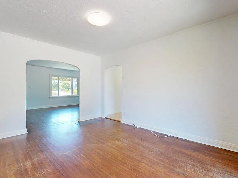 1400 N Dominion Ave — Photo 10