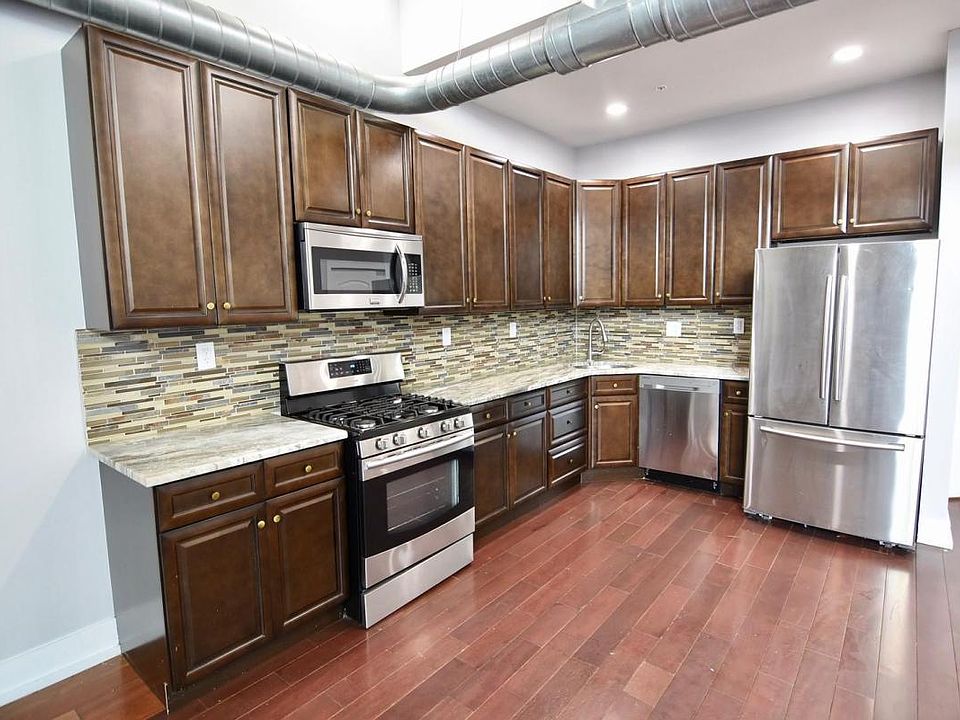 1st image of 1236 E Columbia Ave #23