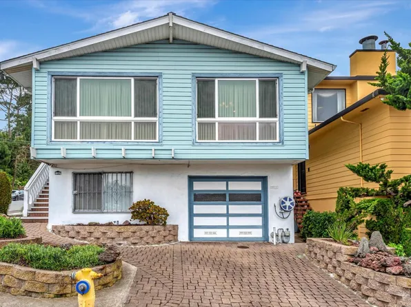 796 Saint Francis Blvd, Daly City, CA 94015