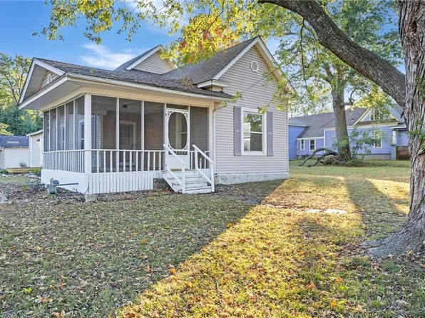 401 W Adams St, Pittsburg, KS 66762